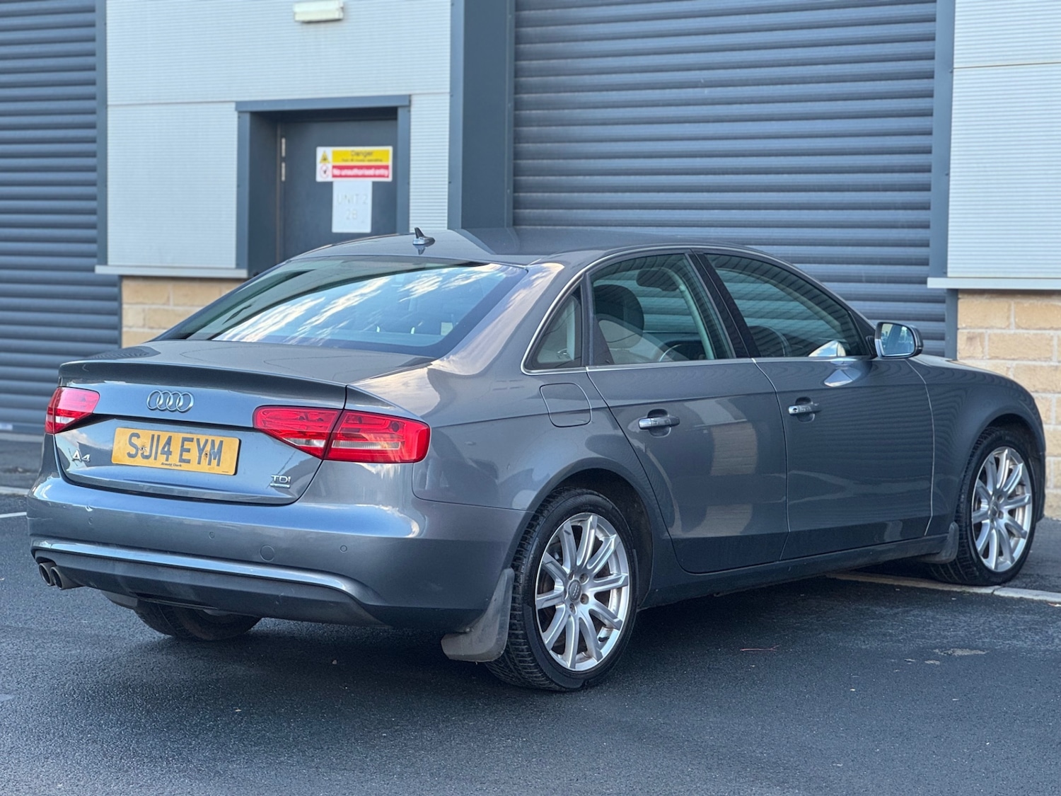 Used Audi A4 2014 for sale - 78067826: Photo 28