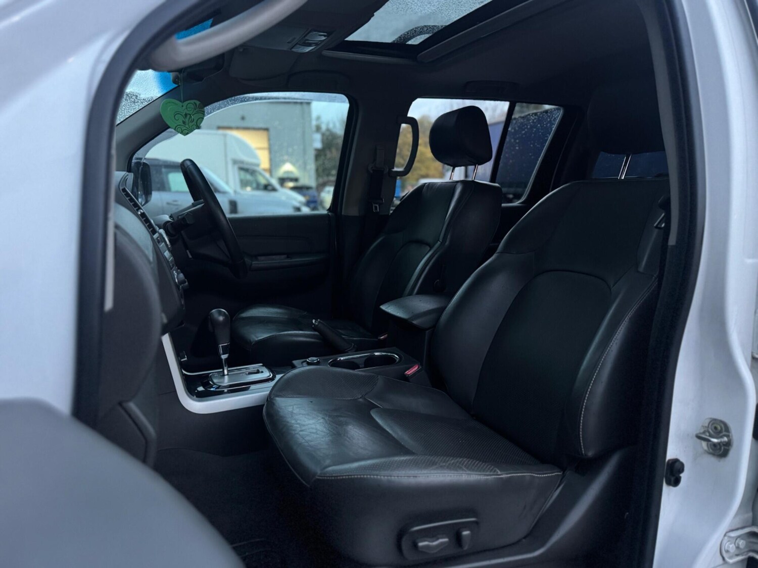 Used Nissan Pathfinder 2013 for sale - 76634239: Photo 63