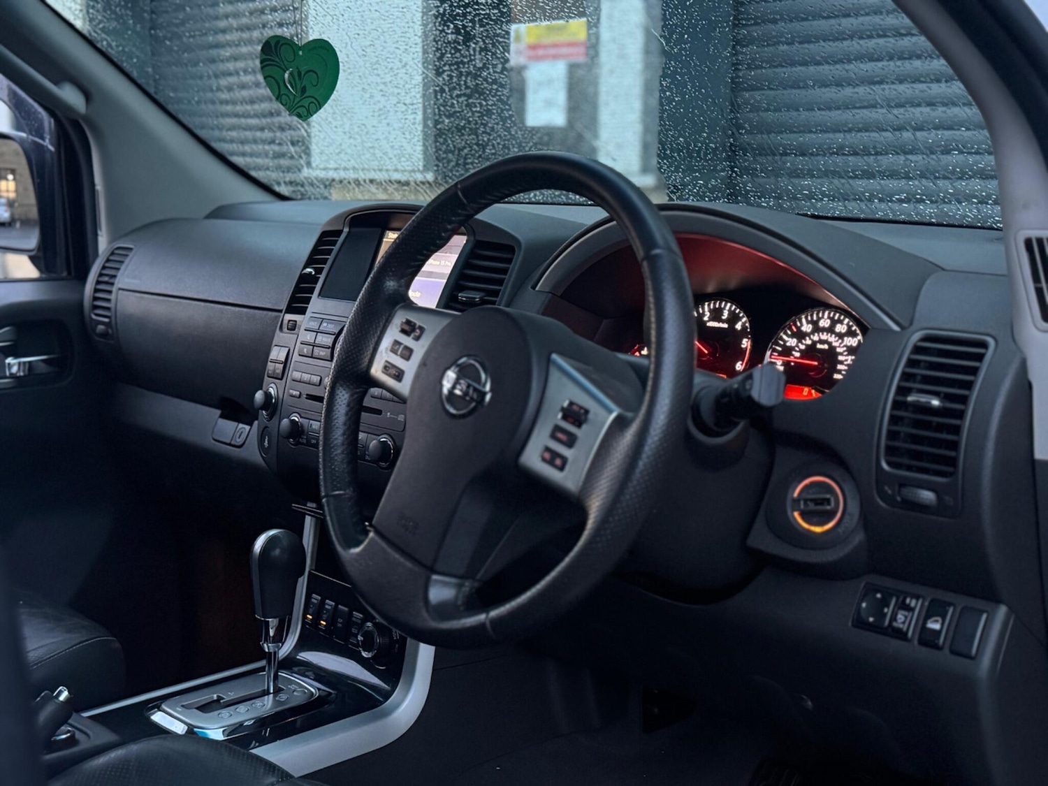 Used Nissan Pathfinder 2013 for sale - 76634239: Photo 64