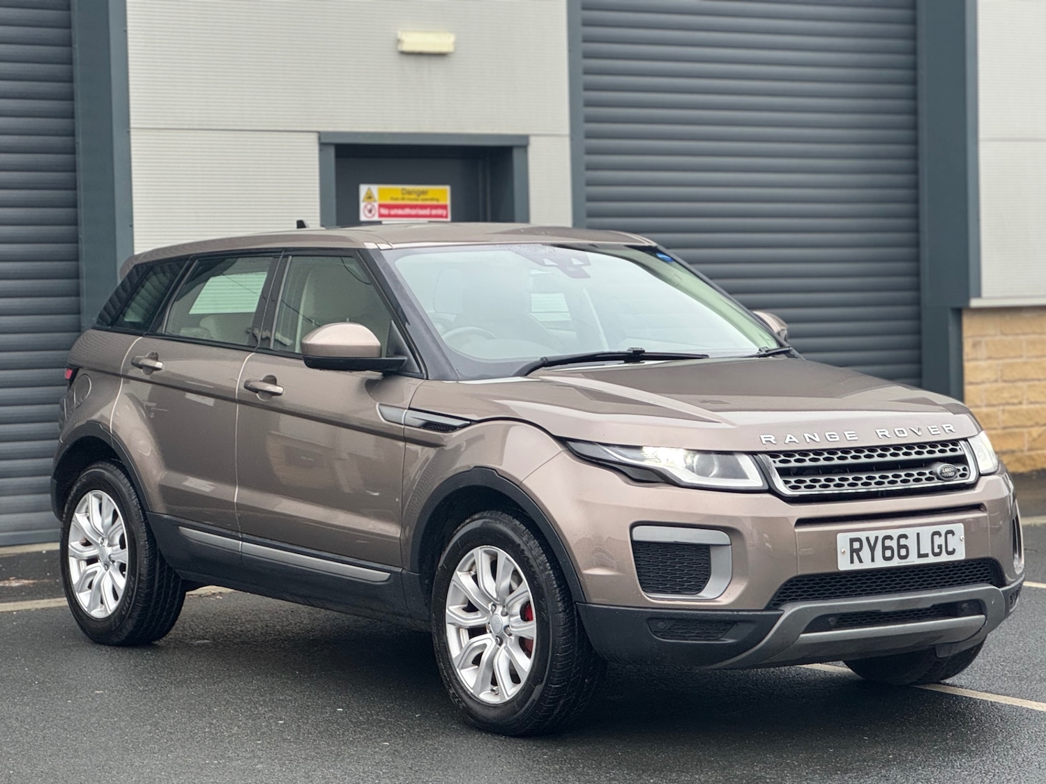Used Land Rover Range Rover Evoque 2016 for sale - 78067340: Photo 12