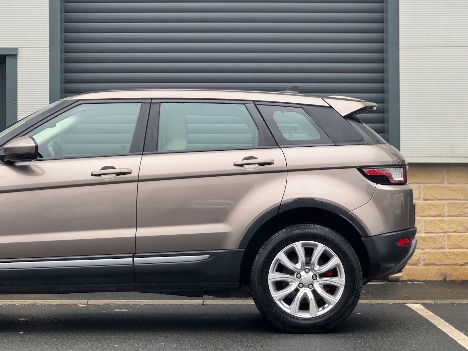 Used Land Rover Range Rover Evoque 2016 for sale - 78067340: Photo 26