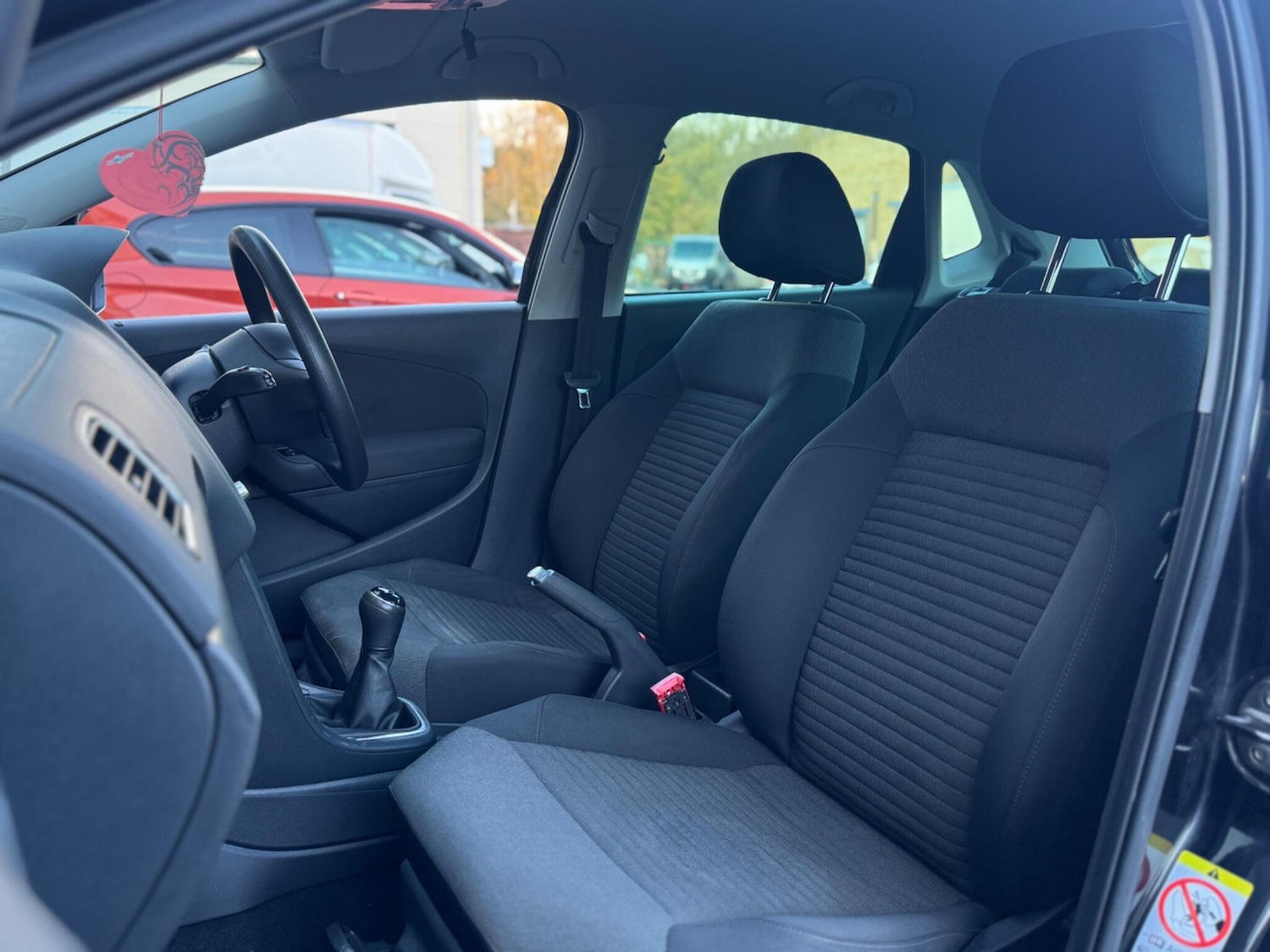 Used Volkswagen Polo 2013 for sale - 76633572: Photo 54