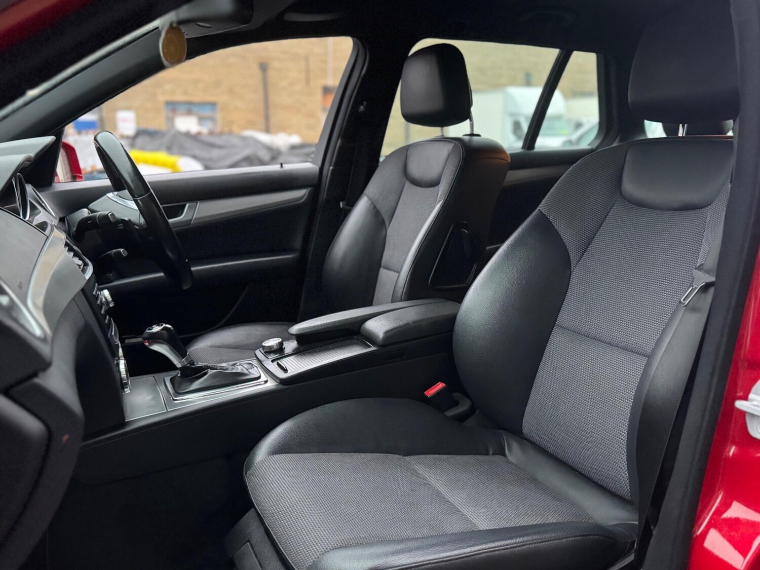 Used Mercedes-Benz C Class 2012 for sale - 77387444: Photo 53