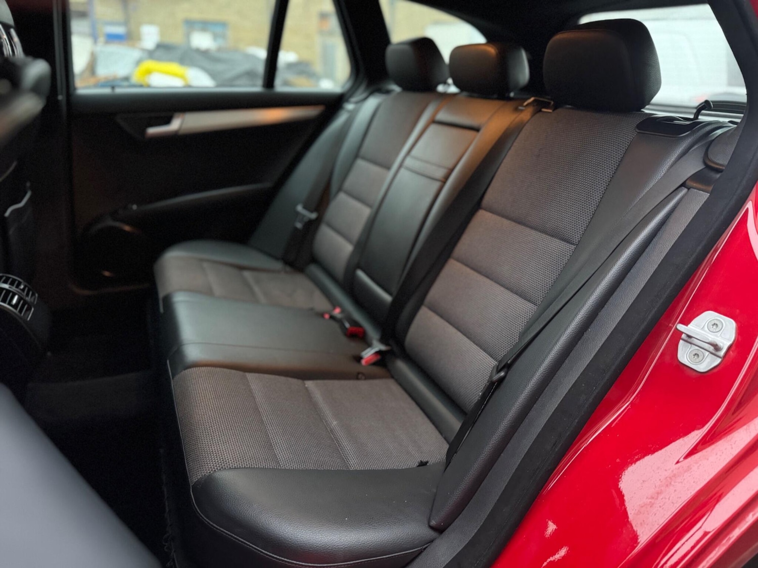 Used Mercedes-Benz C Class 2012 for sale - 77387444: Photo 56