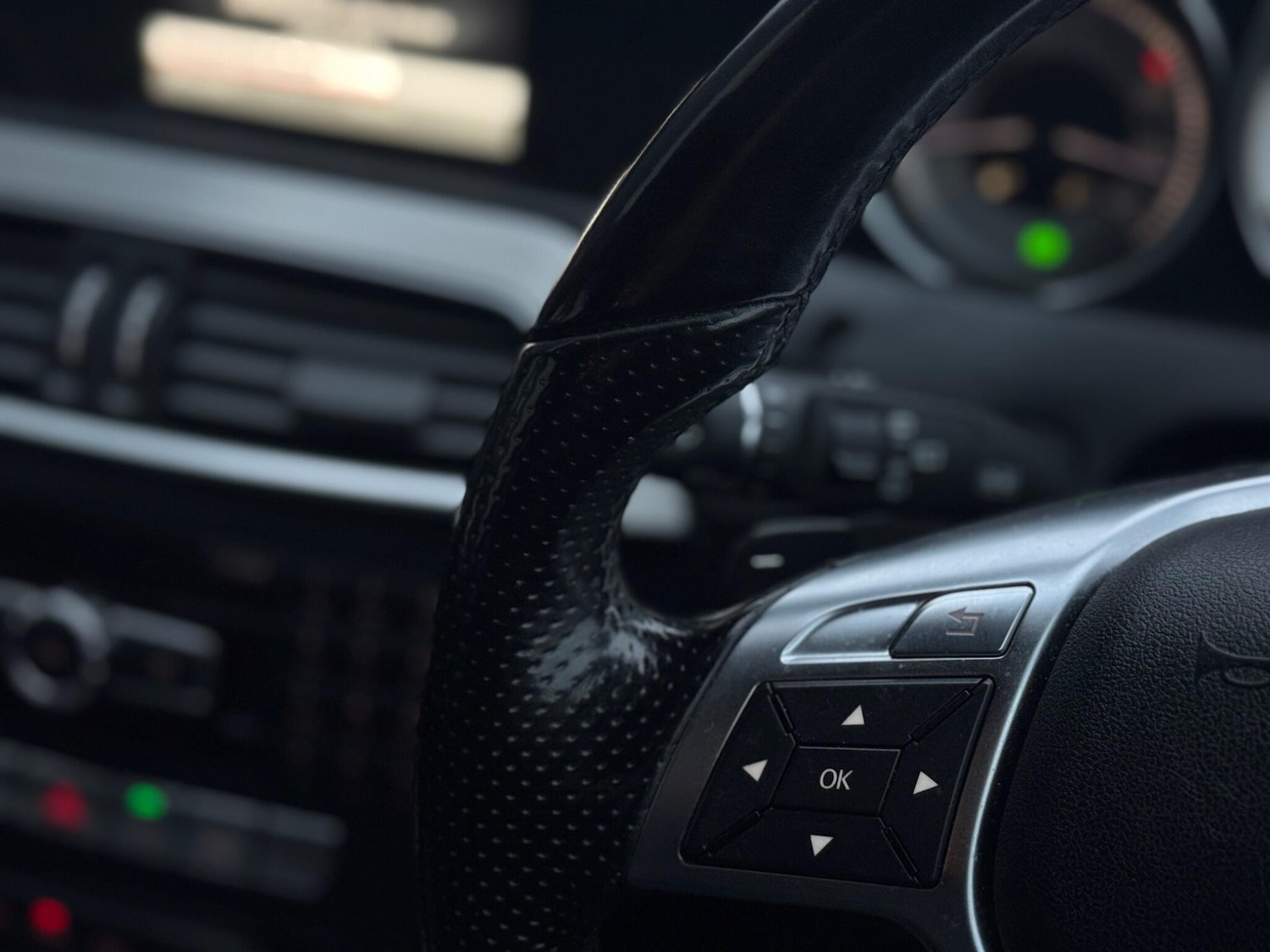 Used Mercedes-Benz C Class 2012 for sale - 77387444: Photo 75