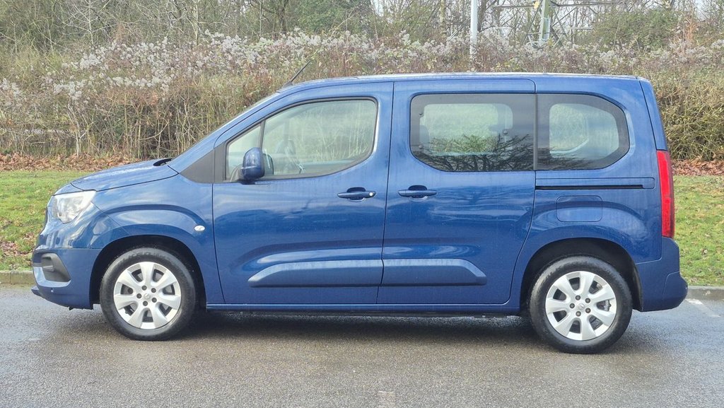 Used Vauxhall Combo Life 2019 for sale - 77133071: Photo 2