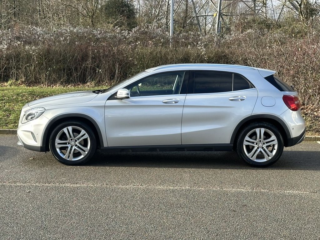 Used Mercedes-Benz GLA 2014 for sale - 77263118: Photo 2