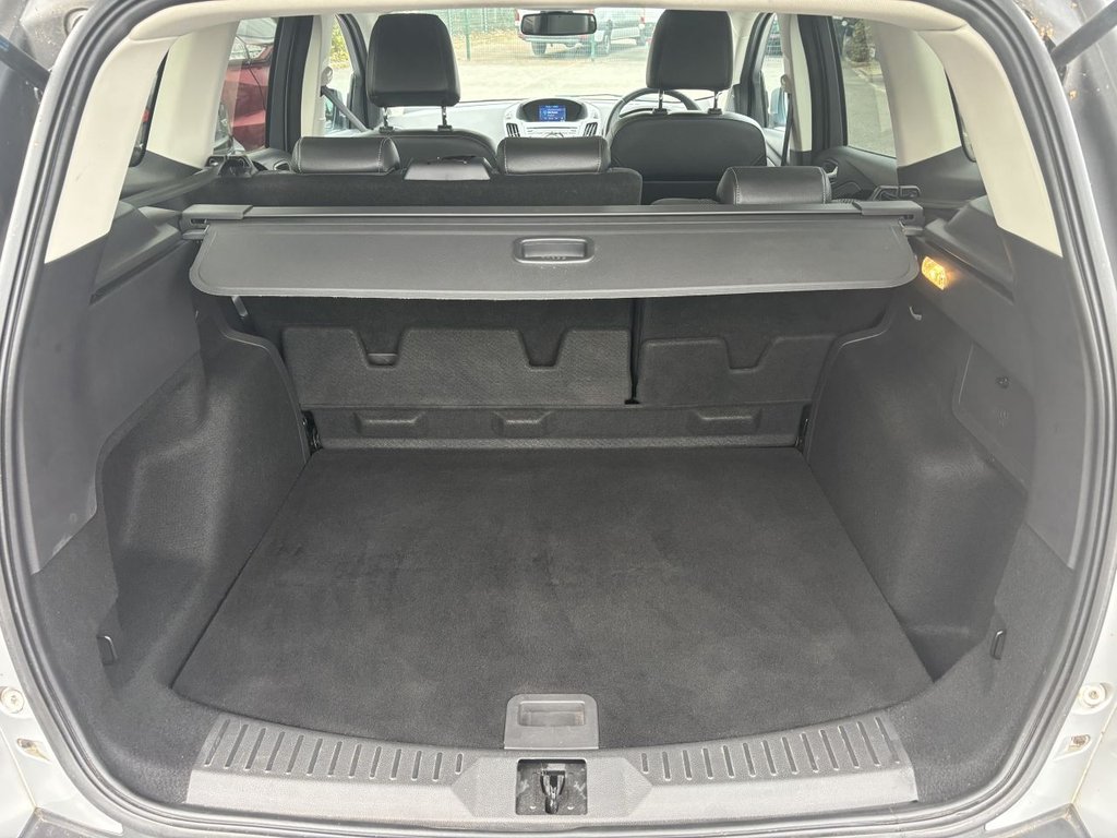 Used Ford Kuga 2014 for sale - 76147358: Photo 11