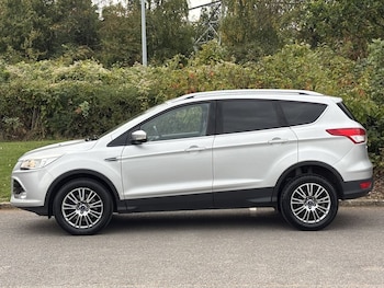Used Ford Kuga 2014 for sale - 76147358: Photo 2