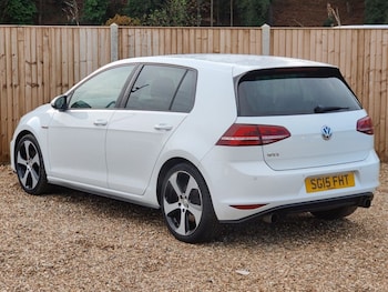 Used Volkswagen Golf 2015 for sale - 78401317: Photo
