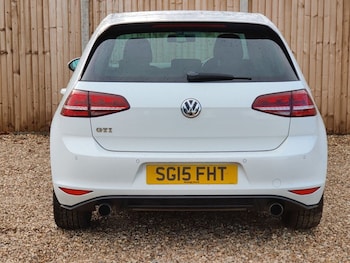 Used Volkswagen Golf 2015 for sale - 78401317: Photo