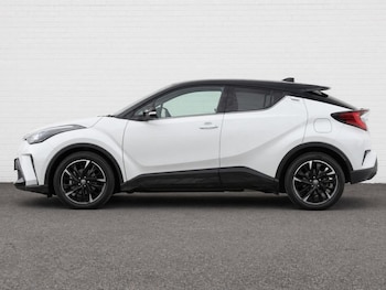 Used Toyota C-HR 2023 for sale - 78414004: Photo