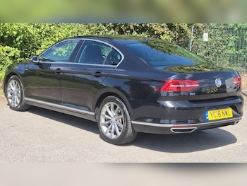 Used Volkswagen Passat 2018 for sale - 75596532: Photo