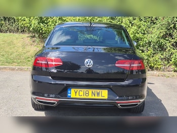 Used Volkswagen Passat 2018 for sale - 75596532: Photo