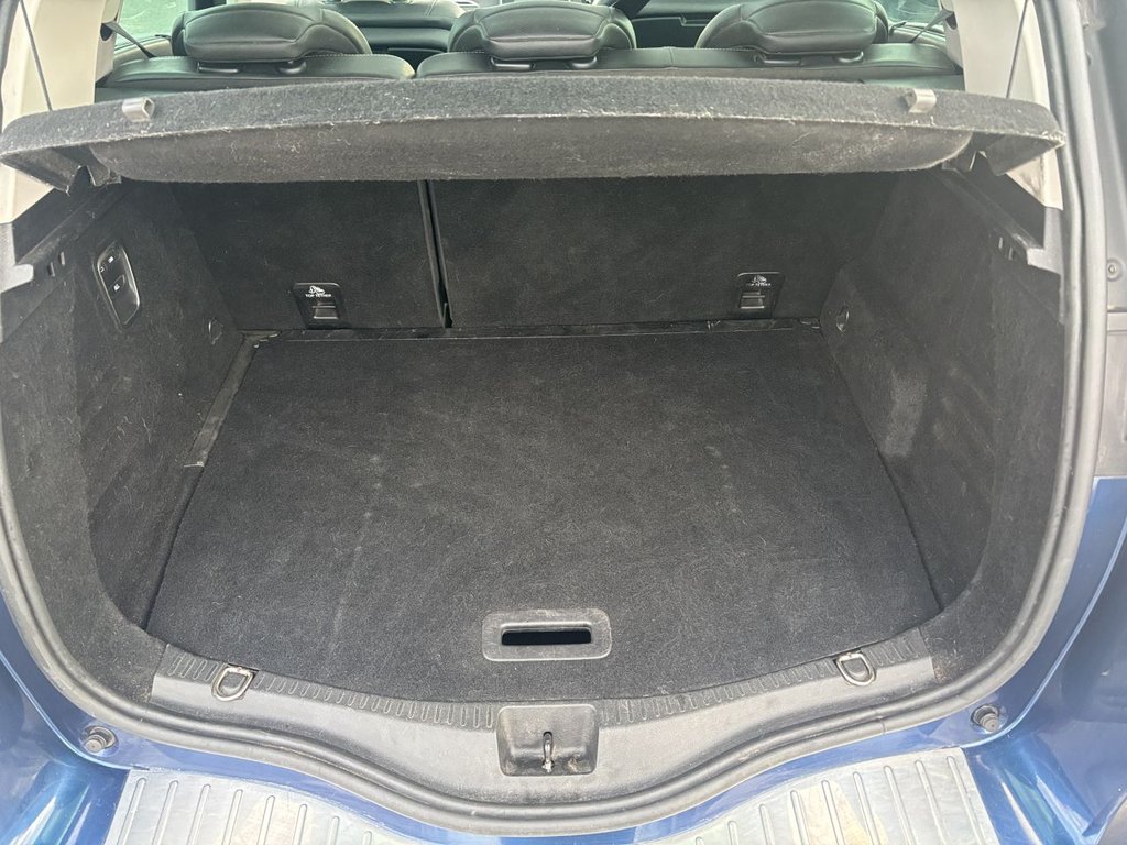 Used Renault Scenic 2017 for sale - 76617948: Photo 11