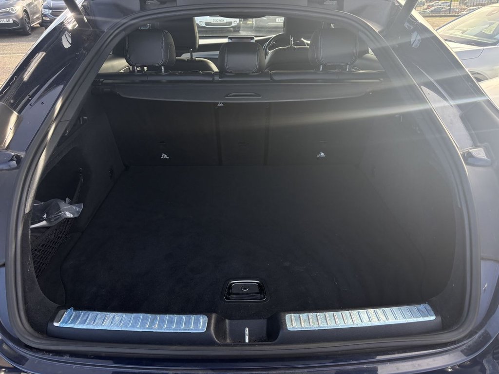 Used Mercedes-Benz GLC 2019 for sale - 77534376: Photo 11