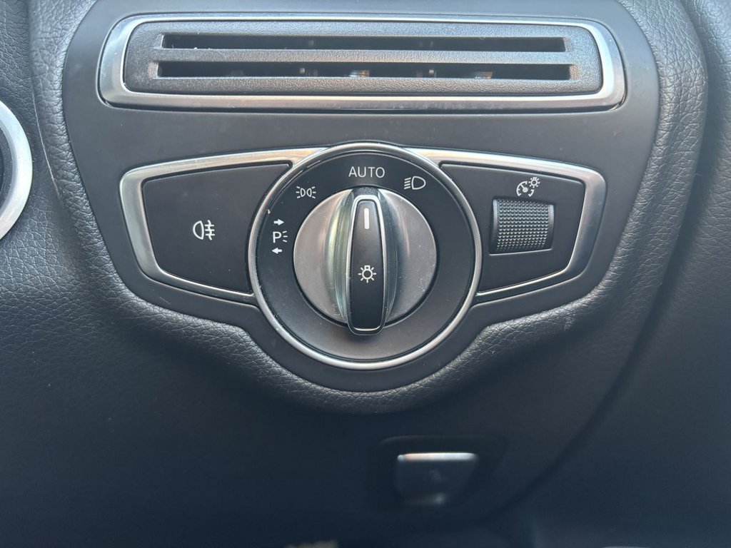 Used Mercedes-Benz GLC 2019 for sale - 77534376: Photo 18