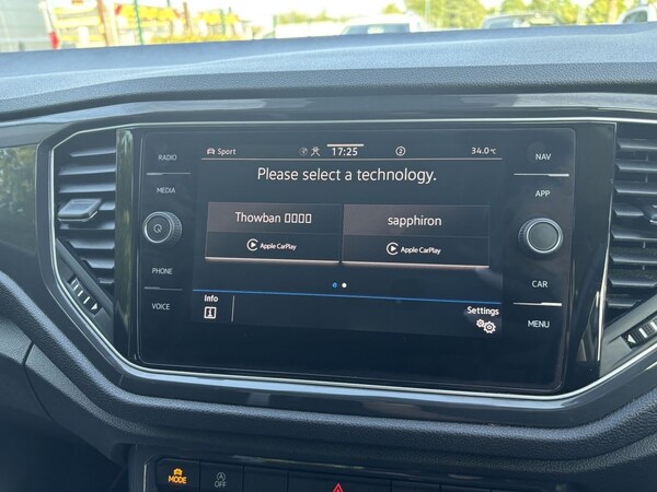 Used Volkswagen T-Roc 2020 for sale - 75572896: Photo 22