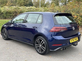 Used Volkswagen Golf 2017 for sale - 76406281: Photo