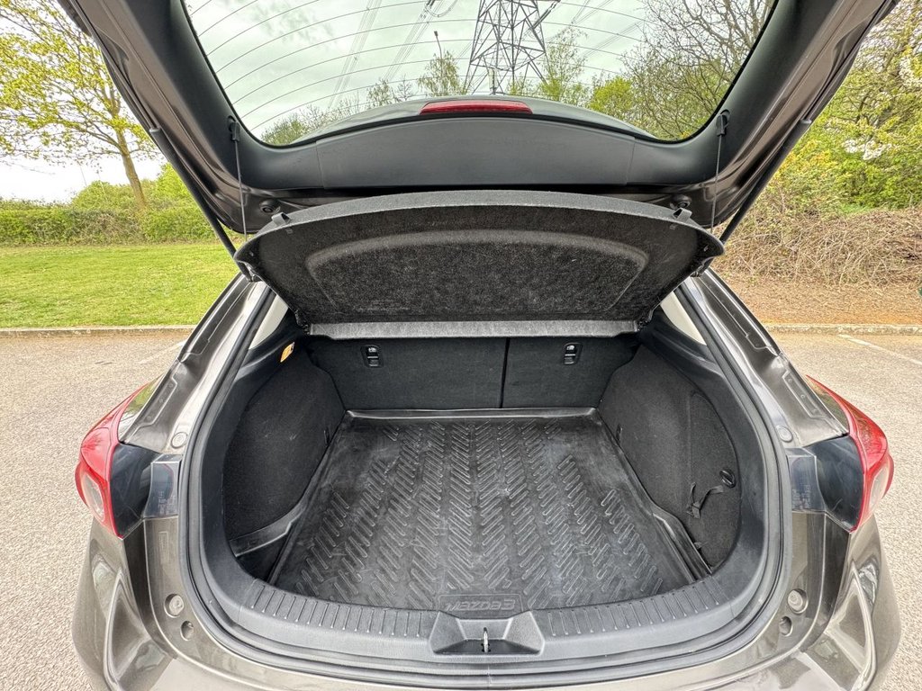 Used Mazda Mazda3 2016 for sale - 78212885: Photo 11