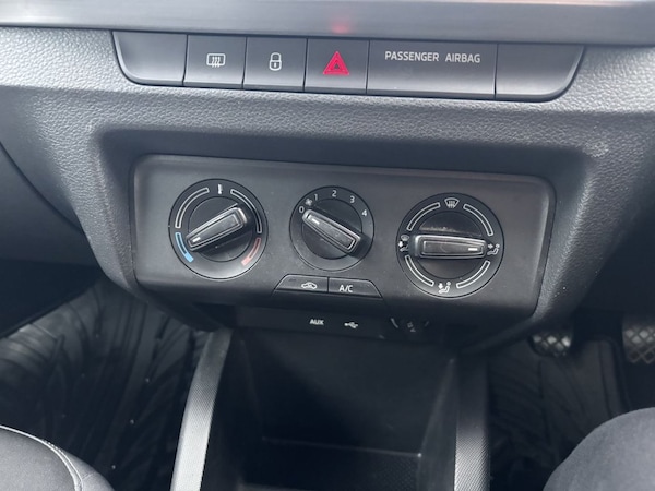 Used Skoda Fabia 2015 for sale - 76223364: Photo 23