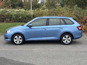 Used Skoda Fabia 2015 for sale - 76223364: Photo 2