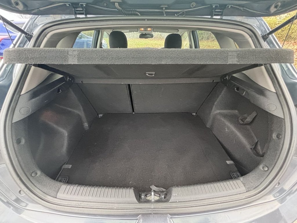 Used Kia Ceed 2015 for sale - 76642359: Photo 11