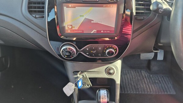 Used Renault Captur 2017 for sale - 76185151: Photo 17