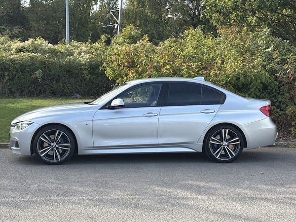 Used BMW 3 Series 2017 for sale - 76105472: Photo 2