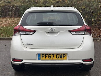 Used Toyota Auris 2017 for sale - 76535645: Photo