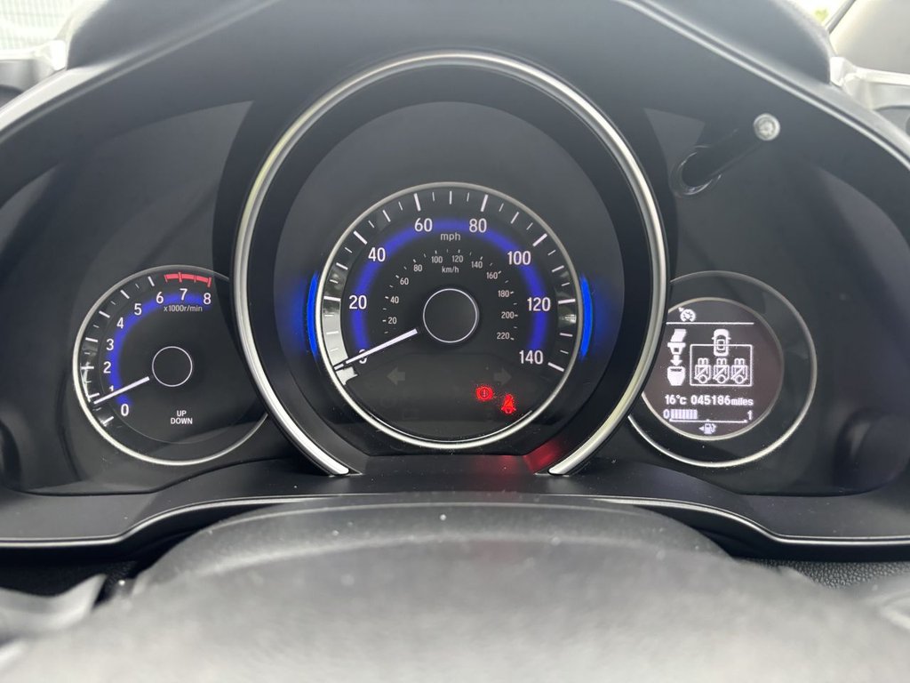 Used Honda Jazz 2017 for sale - 76057043: Photo 15