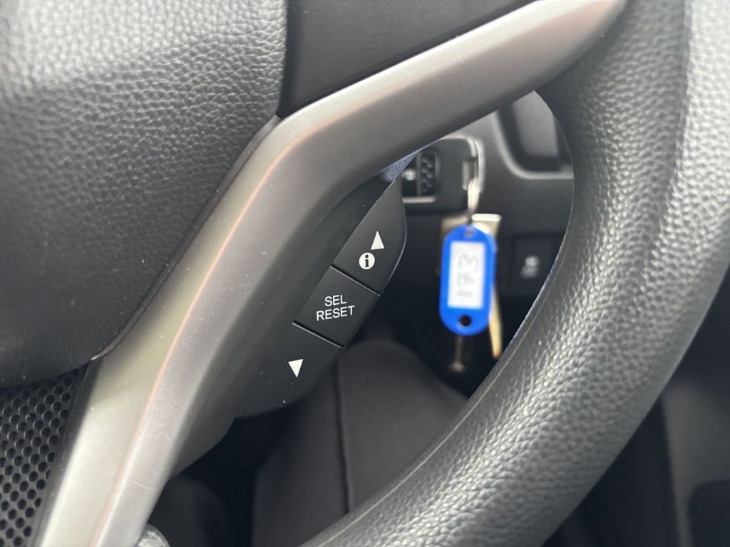 Used Honda Jazz 2017 for sale - 76057043: Photo 20