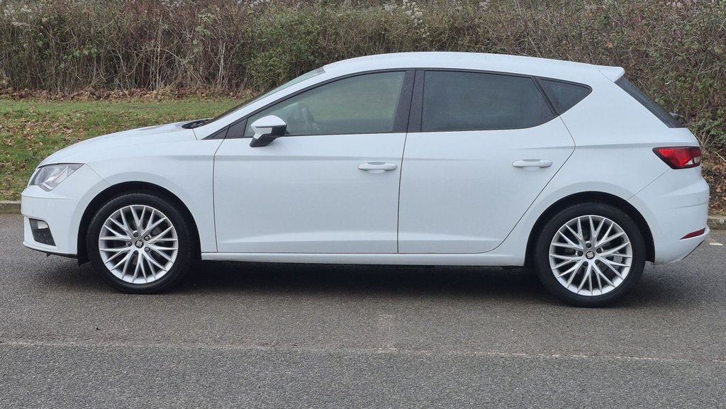 Used SEAT Leon 2020 for sale - 77139375: Photo 2
