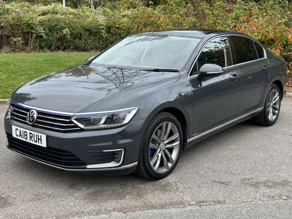 Used Volkswagen Passat 2018 for sale - 76256437: Photo 1