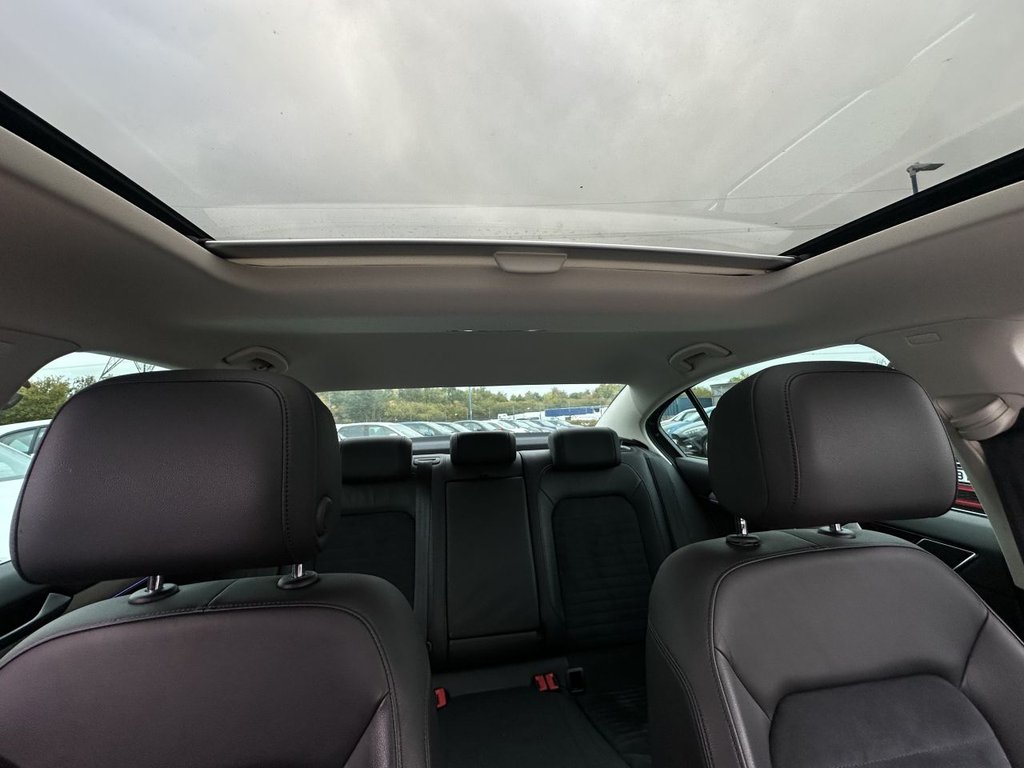 Used Volkswagen Passat 2018 for sale - 76256437: Photo 11