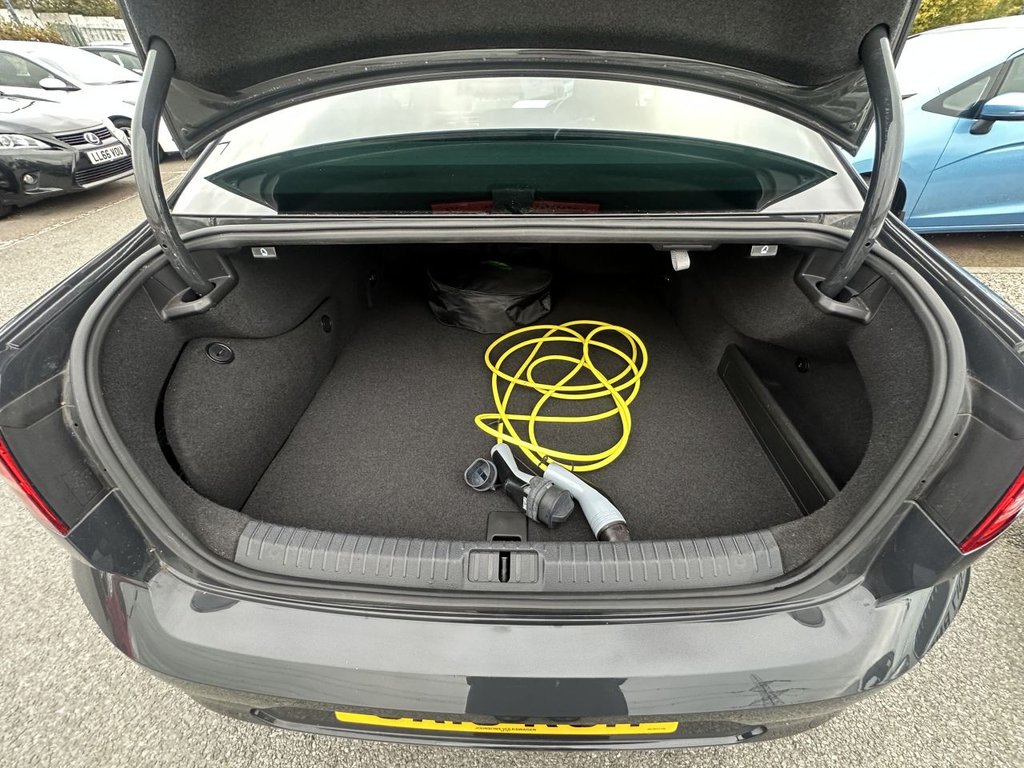 Used Volkswagen Passat 2018 for sale - 76256437: Photo 12