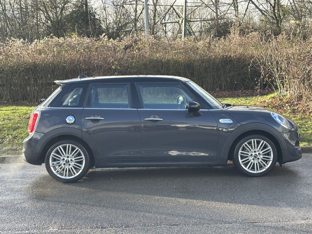 Used MINI Hatch 2015 for sale - 77571452: Photo 6