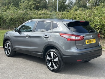 Used Nissan Qashqai 2017 for sale - 75911700: Photo