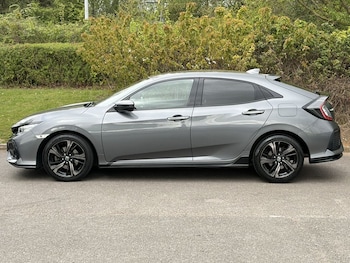 Used Honda Civic 2018 for sale - 78271613: Photo