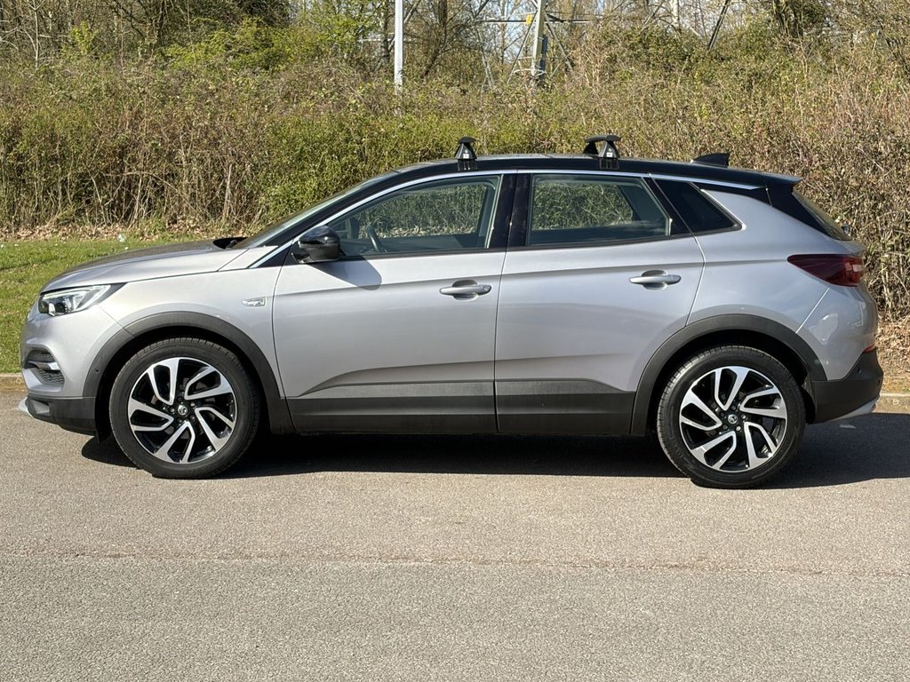 Used Vauxhall Grandland X 2019 for sale - 78056102: Photo 2