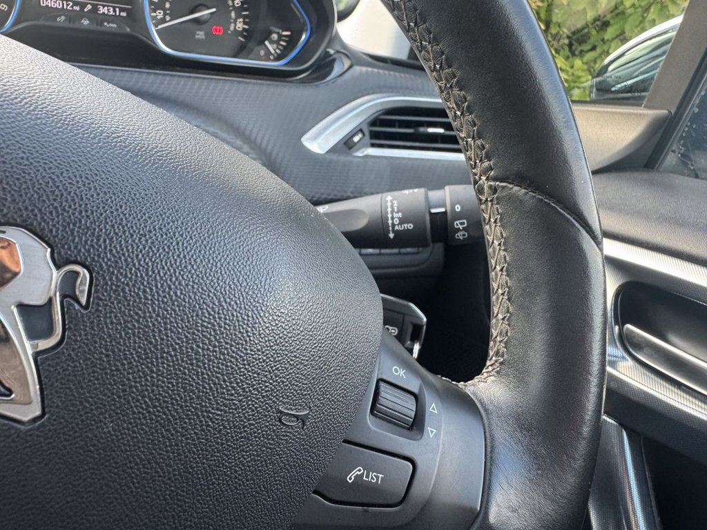 Used Peugeot 2008 2015 for sale - 76092492: Photo 13