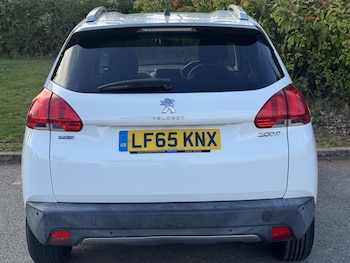 Used Peugeot 2008 2015 for sale - 76092492: Photo 4