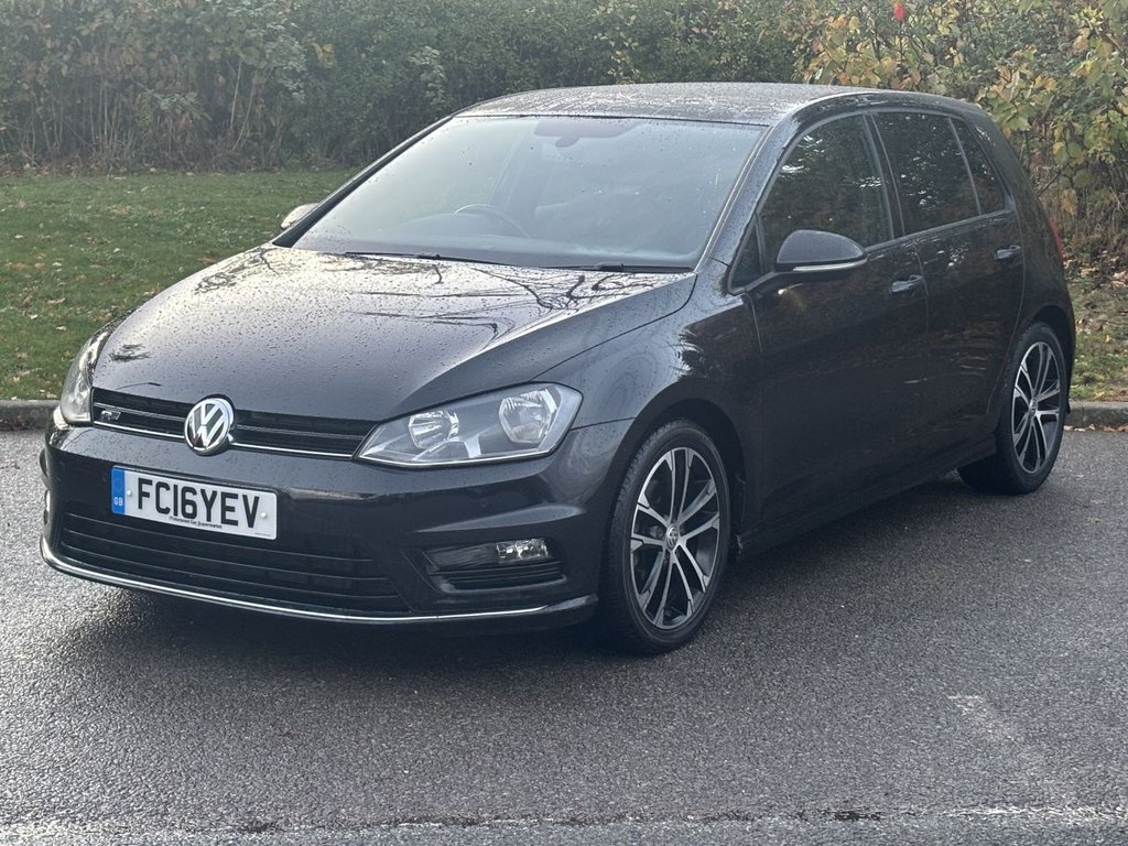 Used Volkswagen Golf 2016 for sale - 76385877: Photo 1