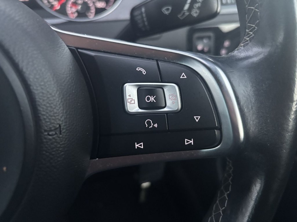 Used Volkswagen Golf 2016 for sale - 76385877: Photo 22