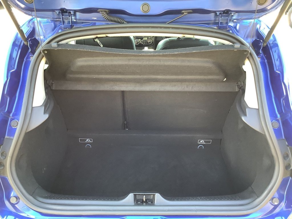 Used Renault Clio 2018 for sale - 77952768: Photo 11