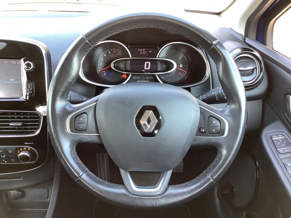 Used Renault Clio 2018 for sale - 77952768: Photo 12