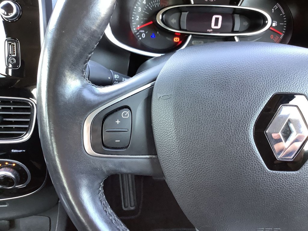 Used Renault Clio 2018 for sale - 77952768: Photo 13
