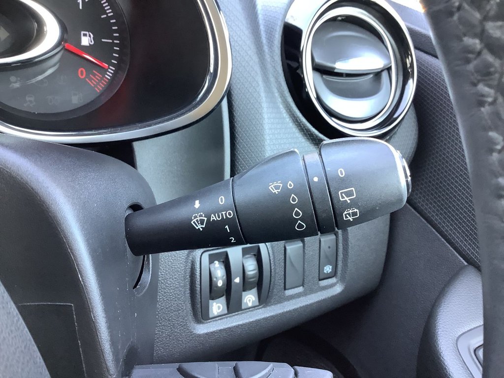 Used Renault Clio 2018 for sale - 77952768: Photo 16