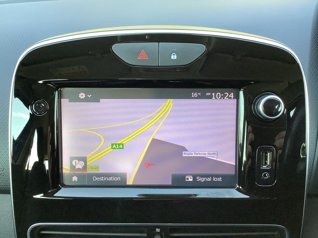 Used Renault Clio 2018 for sale - 77952768: Photo 17