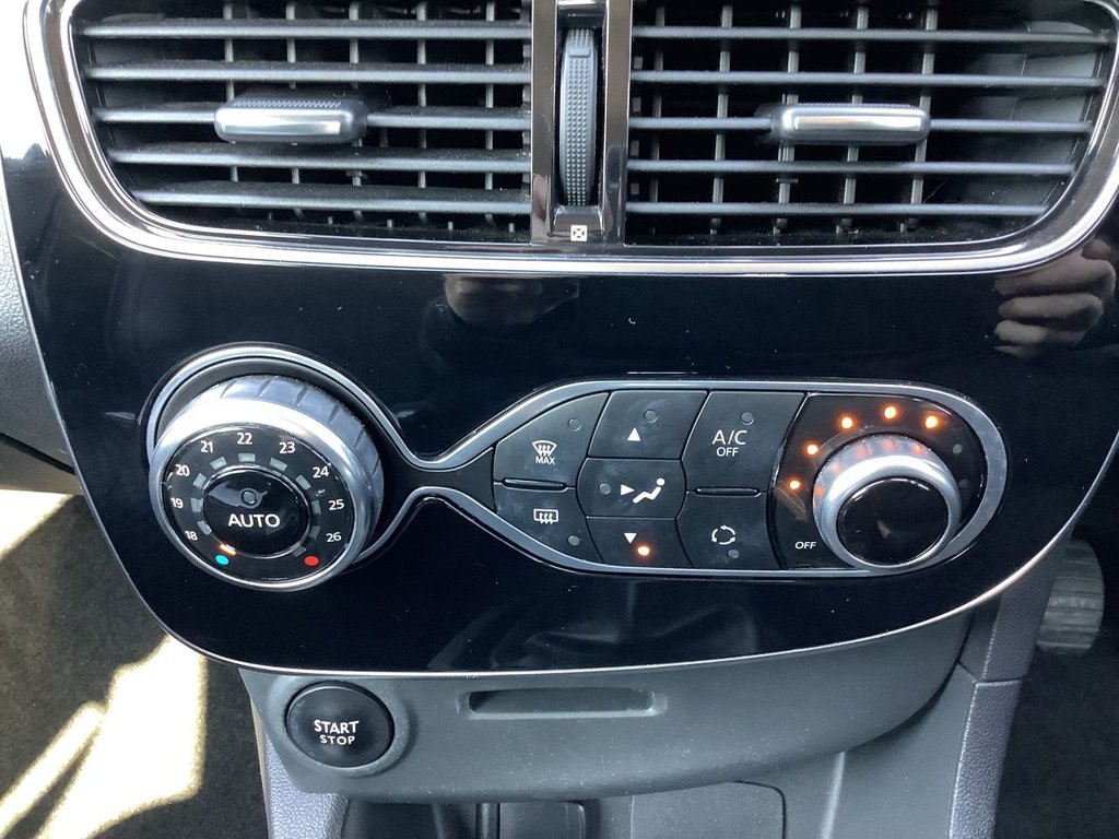 Used Renault Clio 2018 for sale - 77952768: Photo 20